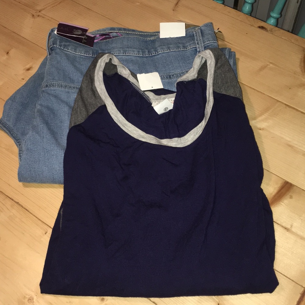 Boundle G V  jeans -24W & t shirt long sleeves3x